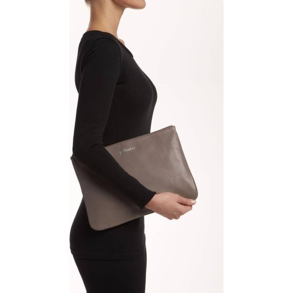 NEW REBECCA MINKOFF 'My Goodies' Clutch Large Zipper Pouch Wristlet Plum Purple - Picture 1 of 8